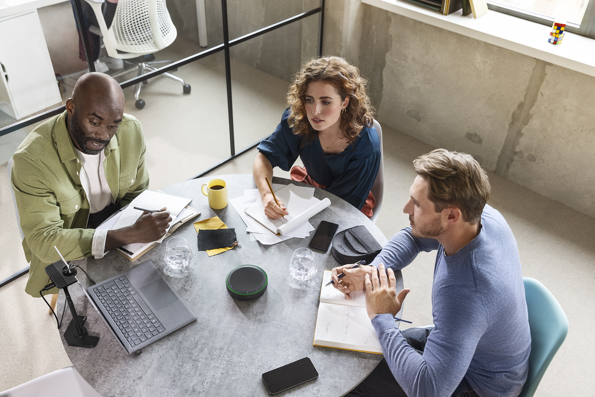 Jabra Speak2 75 Lifestyle Meeting Room Call Overhead Smalls